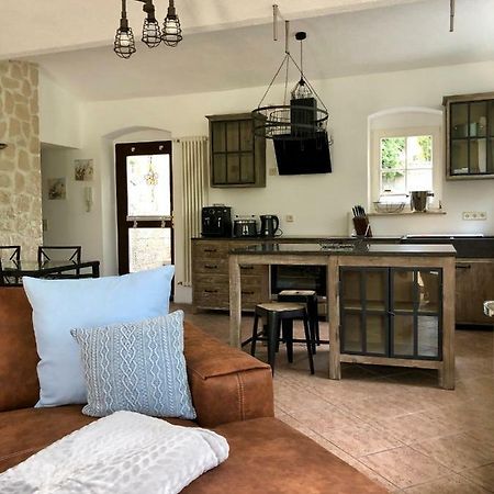 Ferienwohnung Am Wasser Villa Graf Von Pfeil Dresda Esterno foto